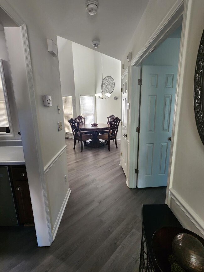 Building Photo - 426 Georgetown Cir