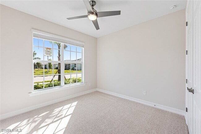 Building Photo - 534 Kamari Cv