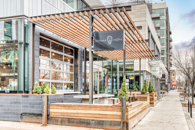 Building Photo - 4550 Cherry Creek S Dr