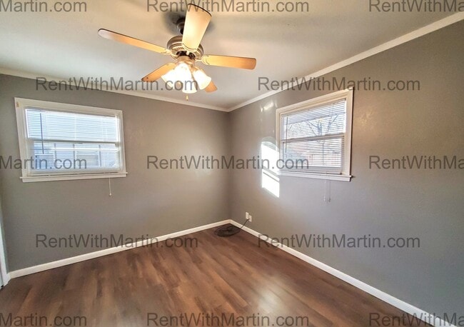 Building Photo - FOR RENT- 2 bed near University/Lark Brewi...