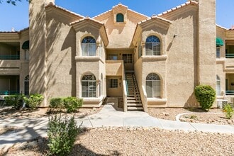 Building Photo - Charming First-Floor Condo with Resort-Style Amenities