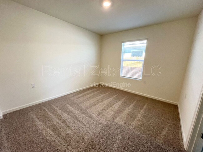 Building Photo - 4075 Cinnabar Ct