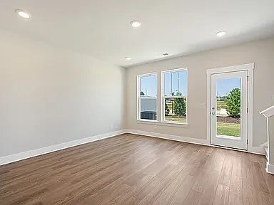 Building Photo - 3054 Oaksmere Dr