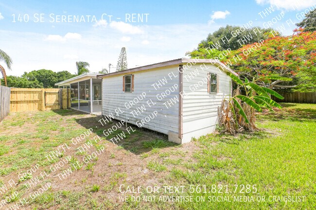 Building Photo - 140 SE Serenata Ct