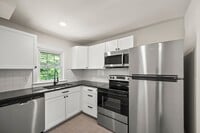Building Photo - 1407 Clover St NW