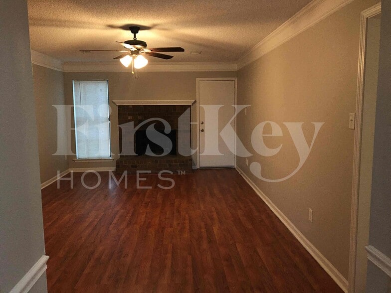 Building Photo - 6418 S Fawn Hollow Cir