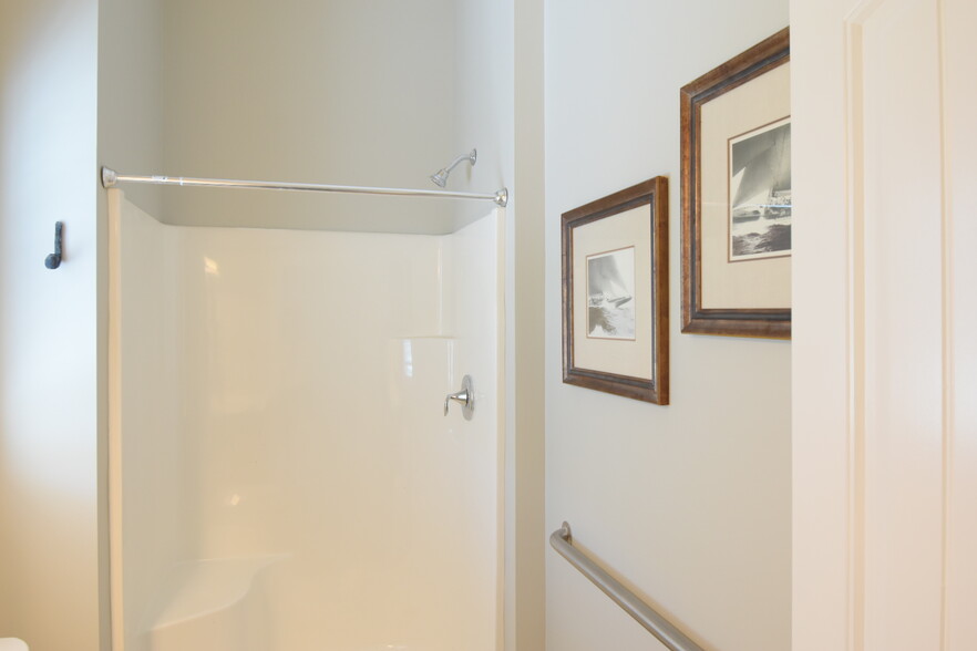 Building Photo - 621 Hadley Ct