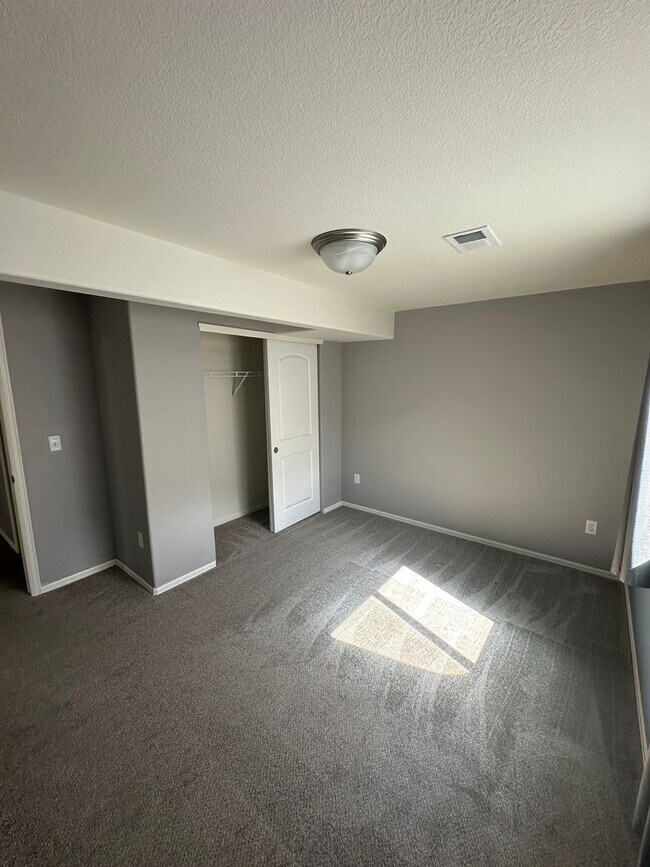 Building Photo - Beautiful 4bdrm Home In Severance