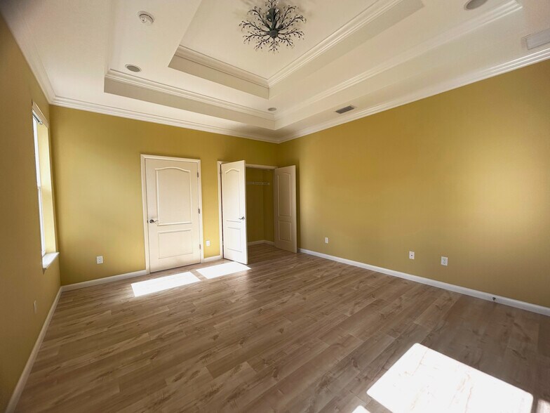 Building Photo - 3 Wilden Pl