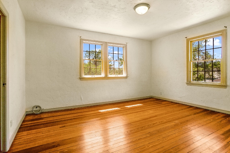 Building Photo - 633 N 8th St