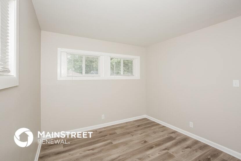 Building Photo - 4955 Katherine Dr