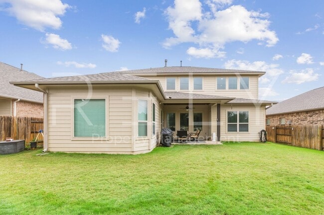 Building Photo - 240 Cross Timbers Dr