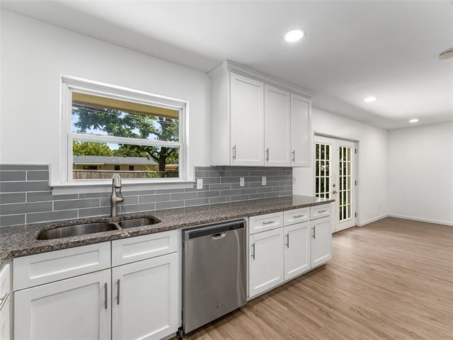 Building Photo - 806 Wisteria Way