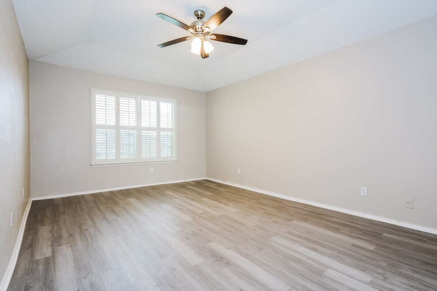 Building Photo - 920 Tennessee Trail