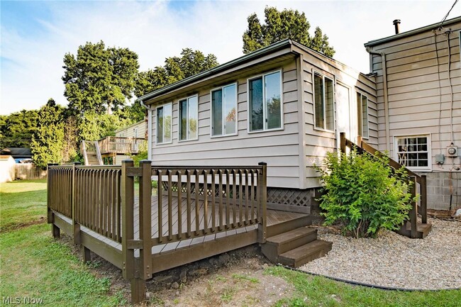 Building Photo - 348 Silver Meadows Blvd