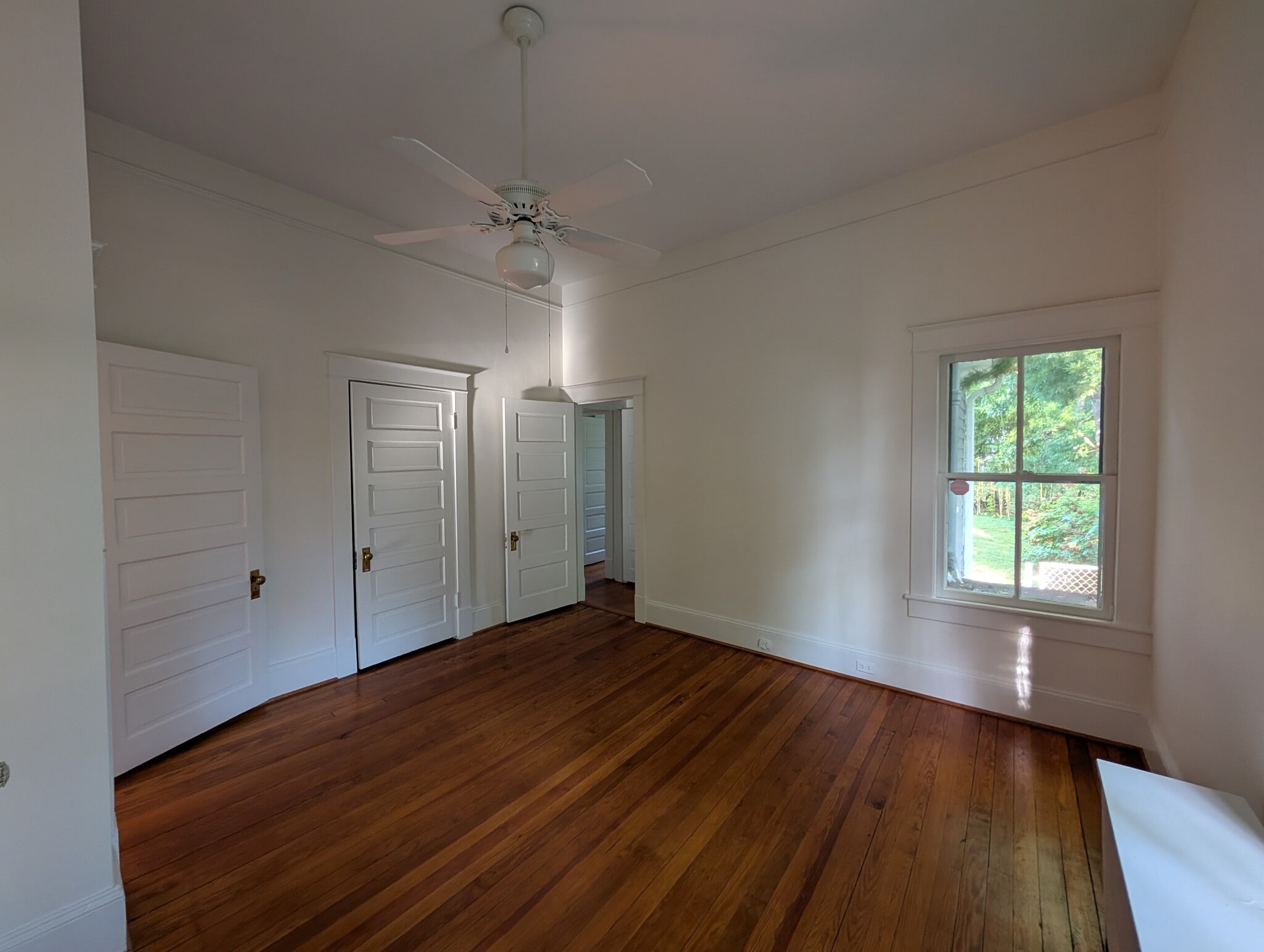 Master Bedroom - 809 Simpson St