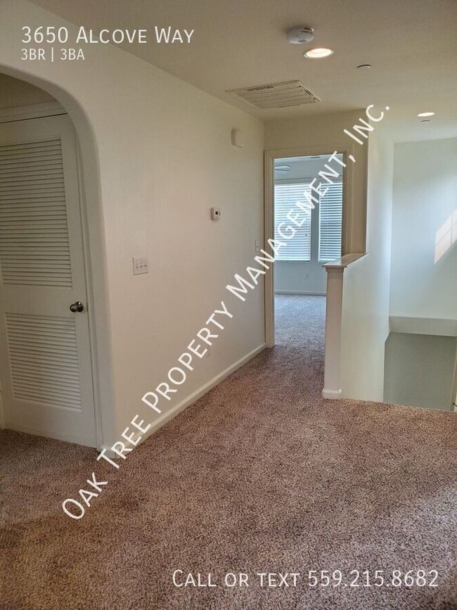 Building Photo - 3650 Alcove Way