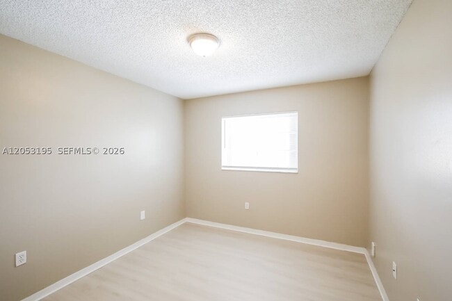 Building Photo - 621 SW 176th Ave