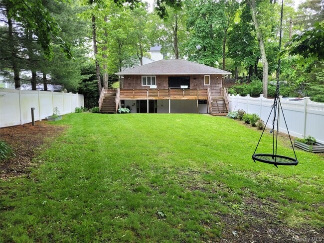 Building Photo - 31 Apricot Rd