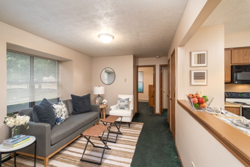 Building Photo - 515 W Stadium Ave