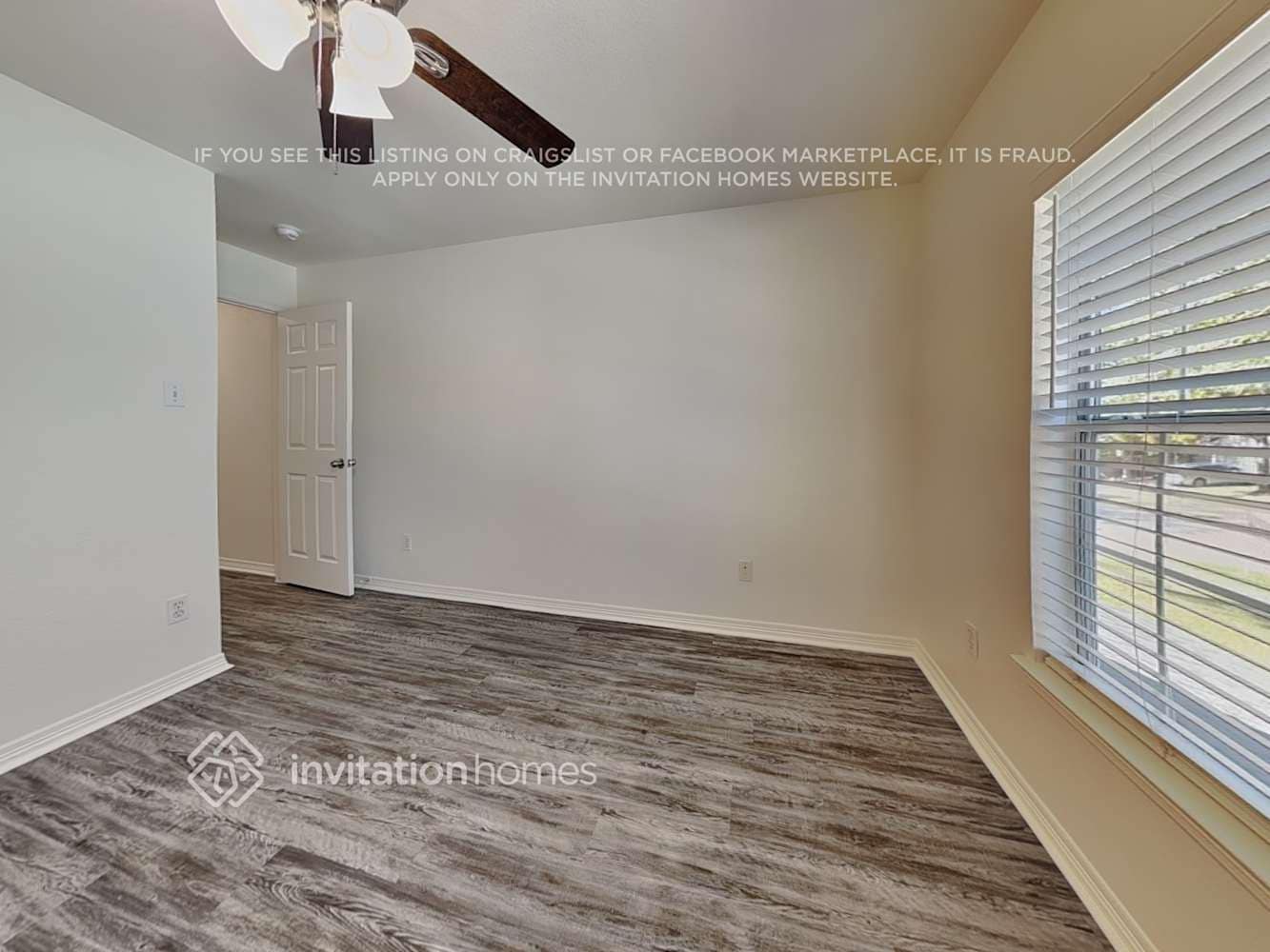 Building Photo - 15231 Henderson Point Dr