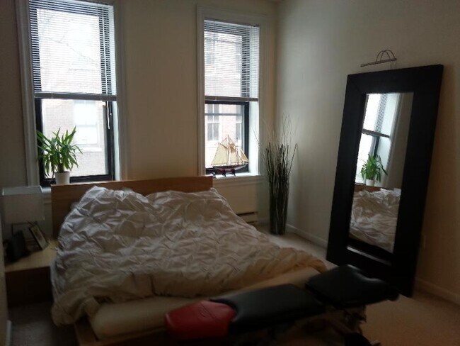 Building Photo - 23 Cortes St