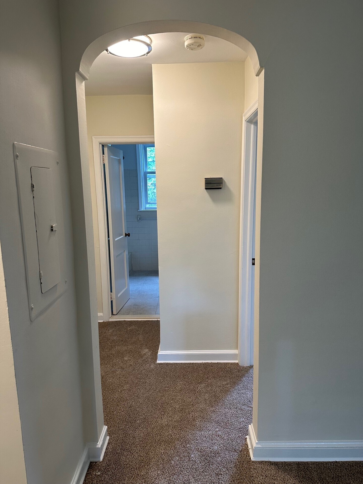 hall to bathroom - 500 E Lancaster Ave