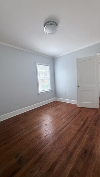 Building Photo - 1761 John Calvin Ave