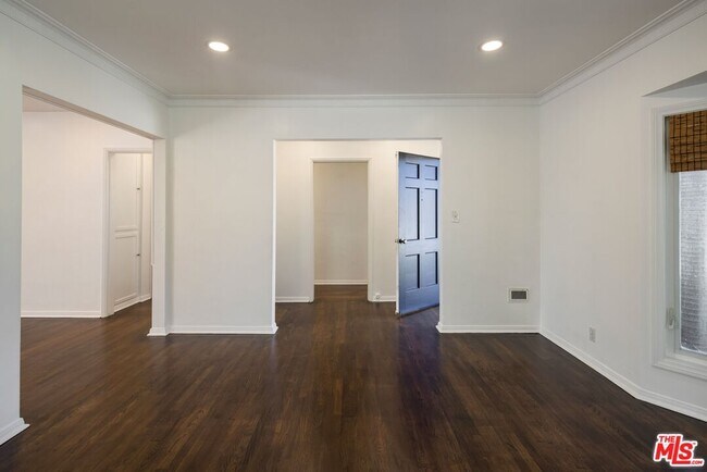 Building Photo - 6446 W 85th St