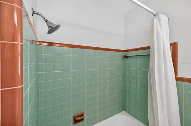 Building Photo - 2716 14th St N