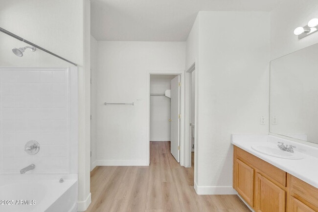 Building Photo - 13644 W San Juan Ave