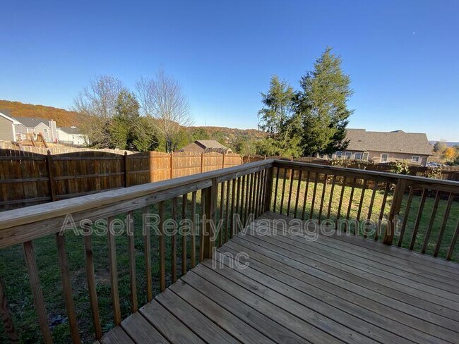 Building Photo - 1116 Cloud View Dr