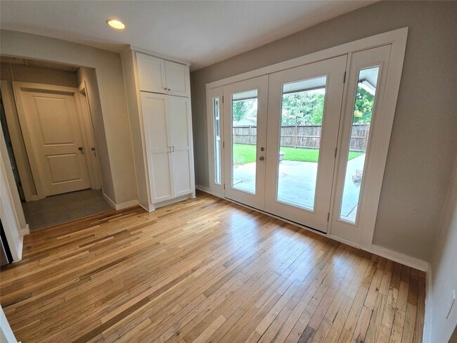 Building Photo - 1763 Maux Dr