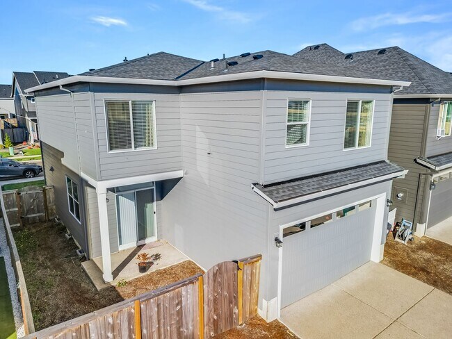 Building Photo - Beautiful 3 Bed, 2.5 Bath Home in Laurel Woods | Cornelius