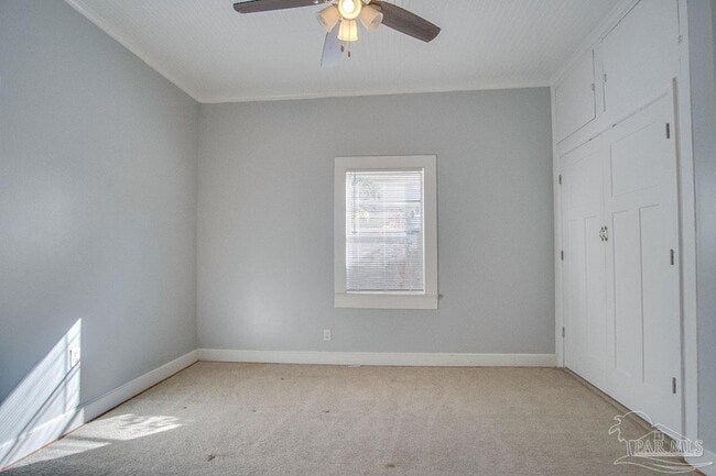 Building Photo - 618 N B St