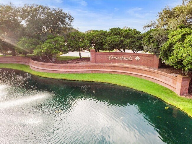 Building Photo - 2702 Prestwick Dr