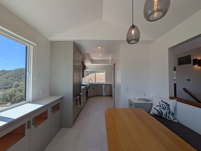 Building Photo - 6438 Fiddleneck Ln