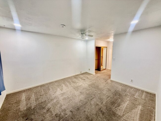 Building Photo - 840 S 400 E