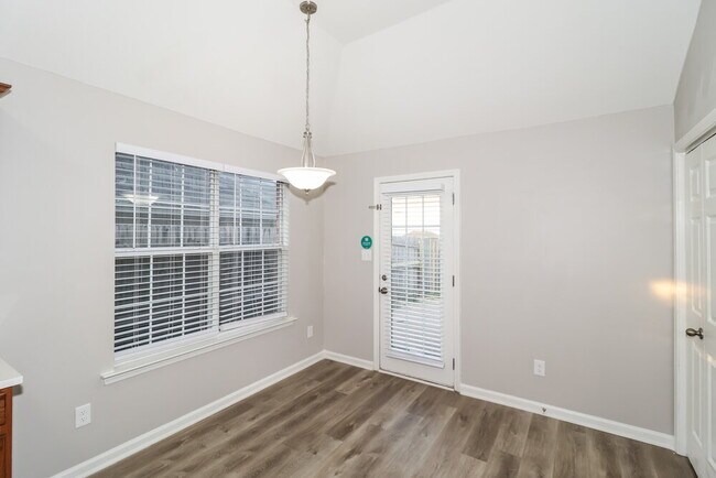 Building Photo - 2782 Maggie Wds Pl