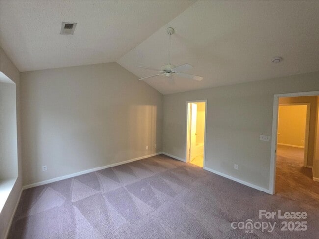 Building Photo - 9933 Birch Knoll Ct