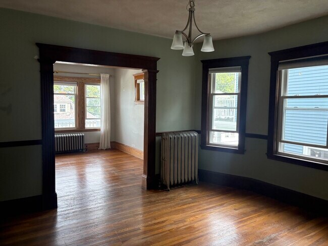 Building Photo - 84 Brayton Rd