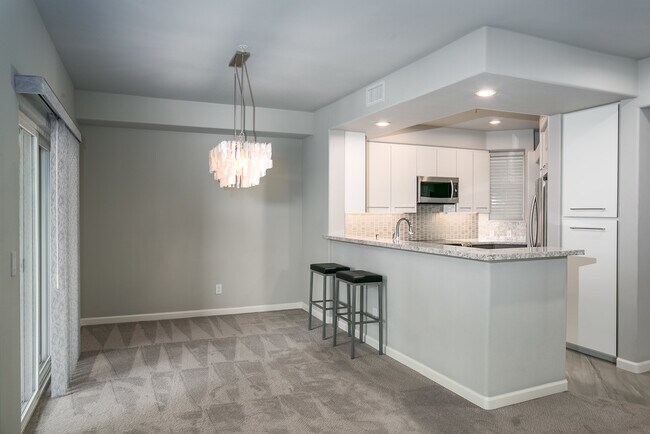 Building Photo - 880 Meridian Bay Ln