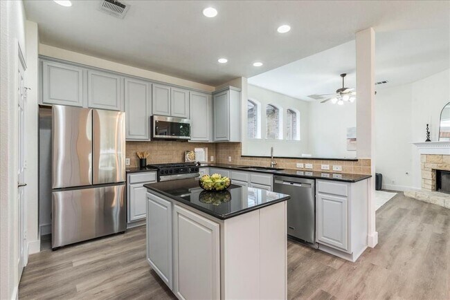 Building Photo - 14812 Avery Ranch Blvd