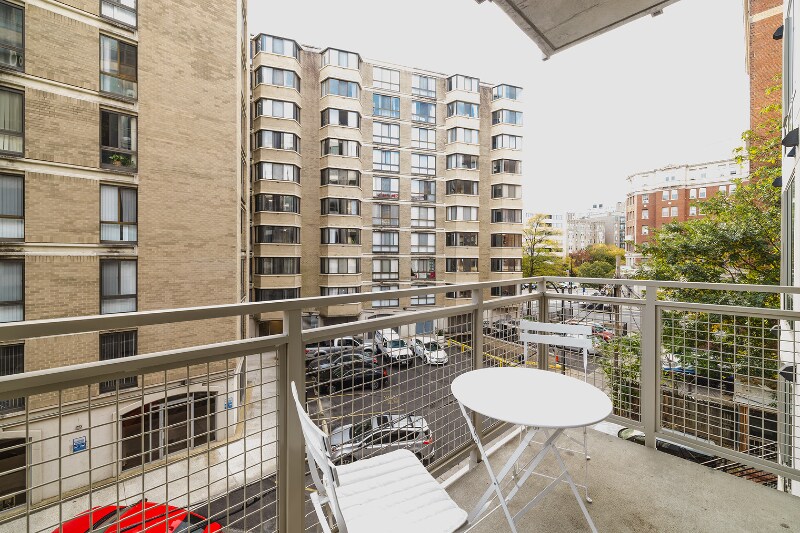 Building Photo - 1224 M St NW