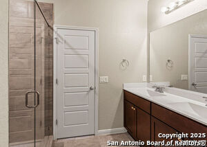 Building Photo - 754 Farmers Dell