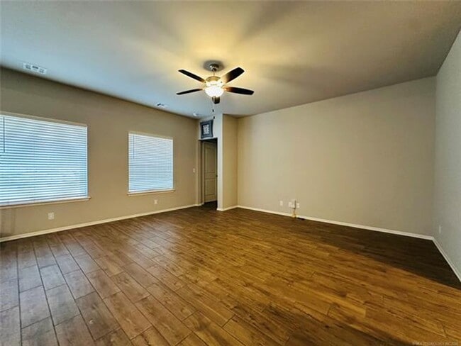 Building Photo - HOUSE FOR RENT!!!