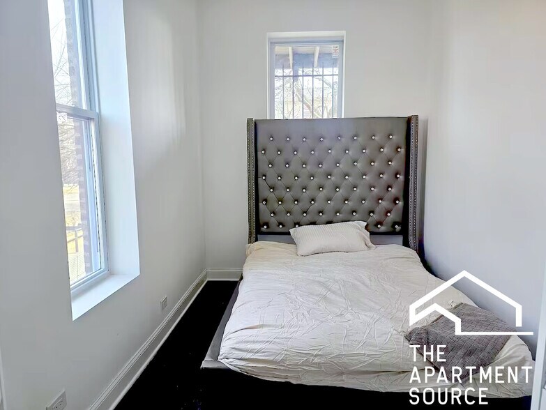 Building Photo - 2937 W Jackson Blvd