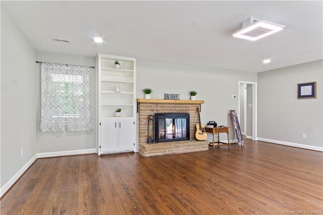 Building Photo - 20 Atkins Ln