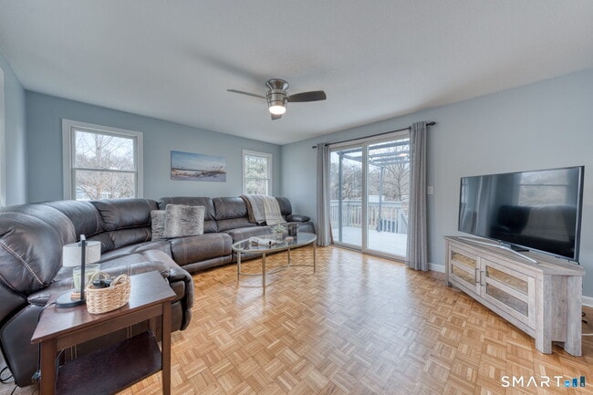 Building Photo - 155 Spring St