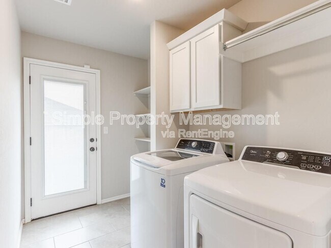 Building Photo - 4700 Crystal Hill Dr